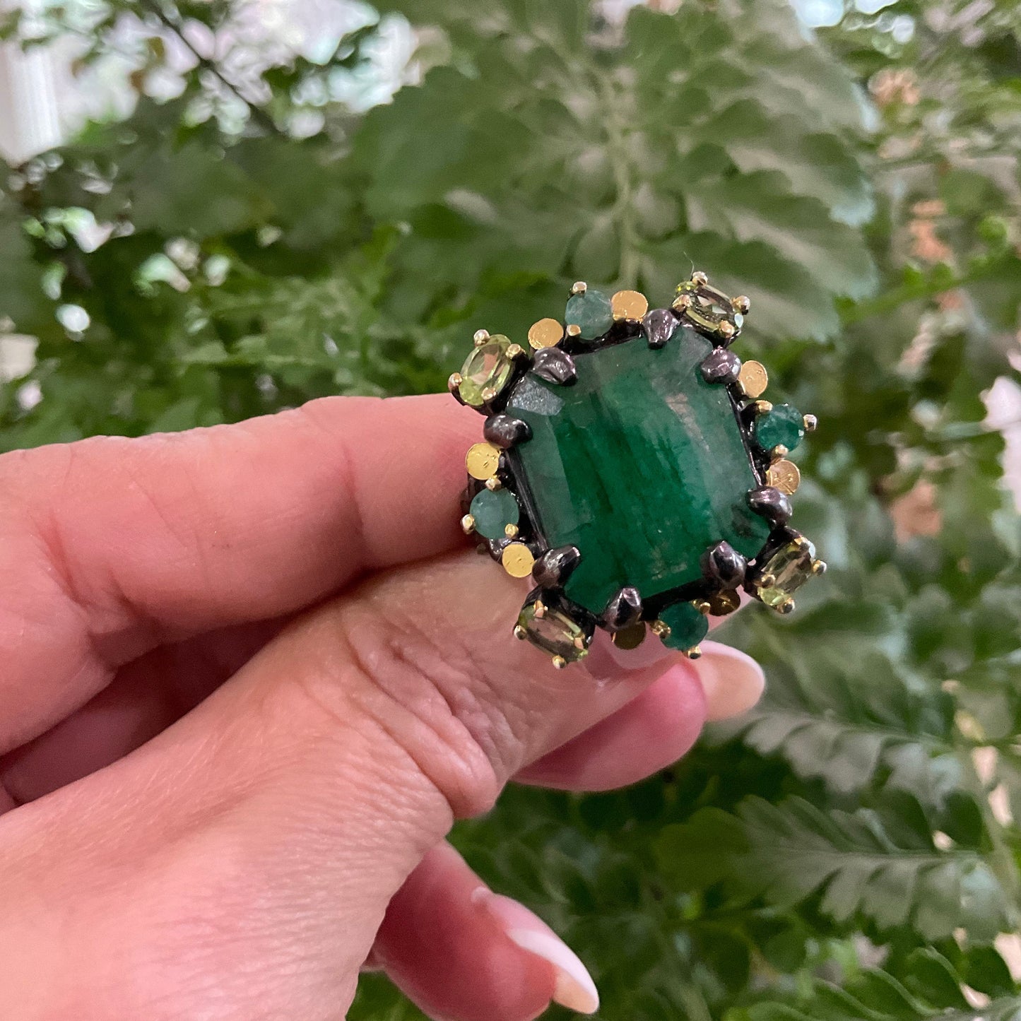 Sterling silver emerald green beryl peridot fancy ring 9 Colors Of Etnika