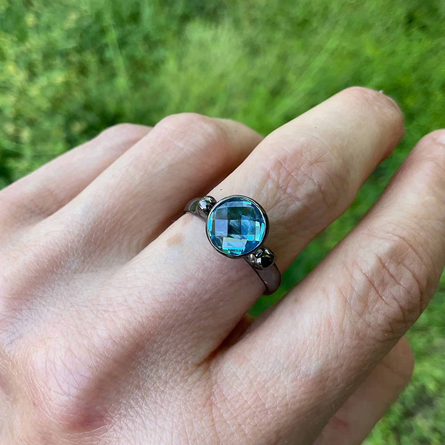 sterling silver natural Blue topaz band ring 8