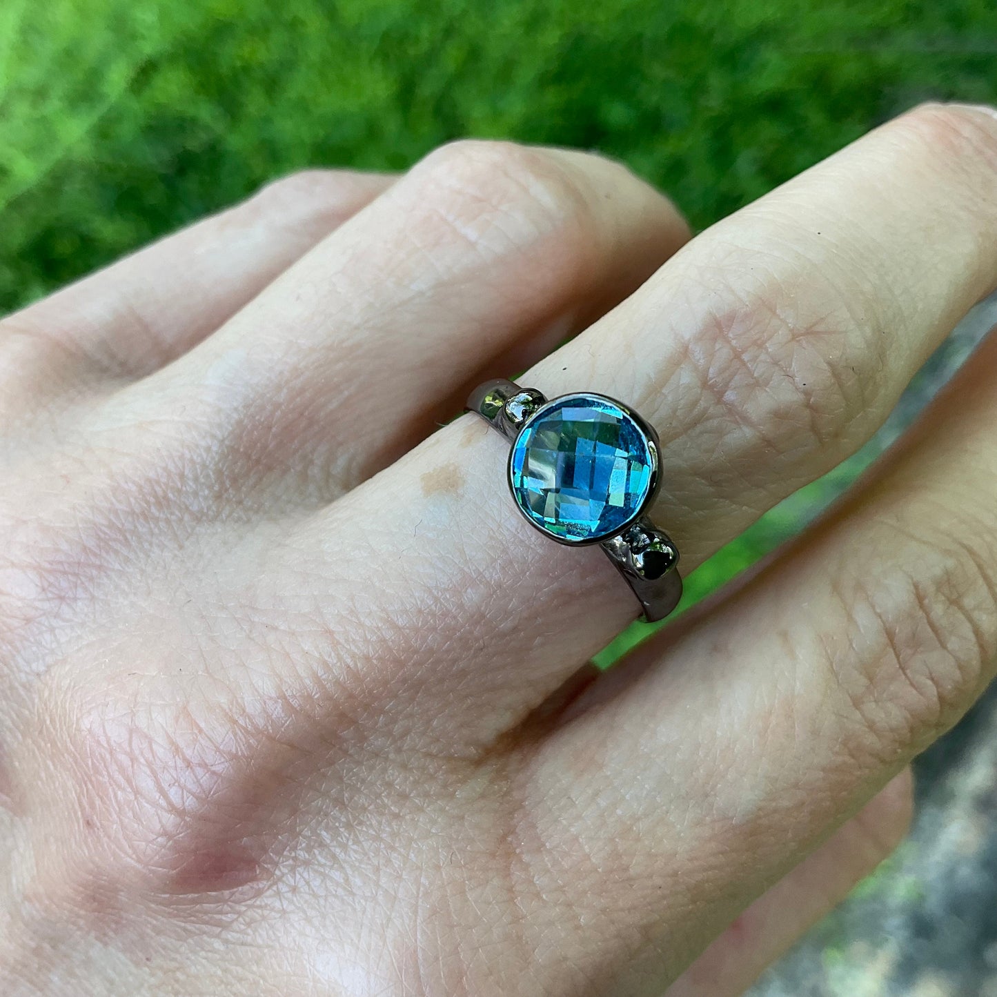 sterling silver natural Blue topaz band ring 8