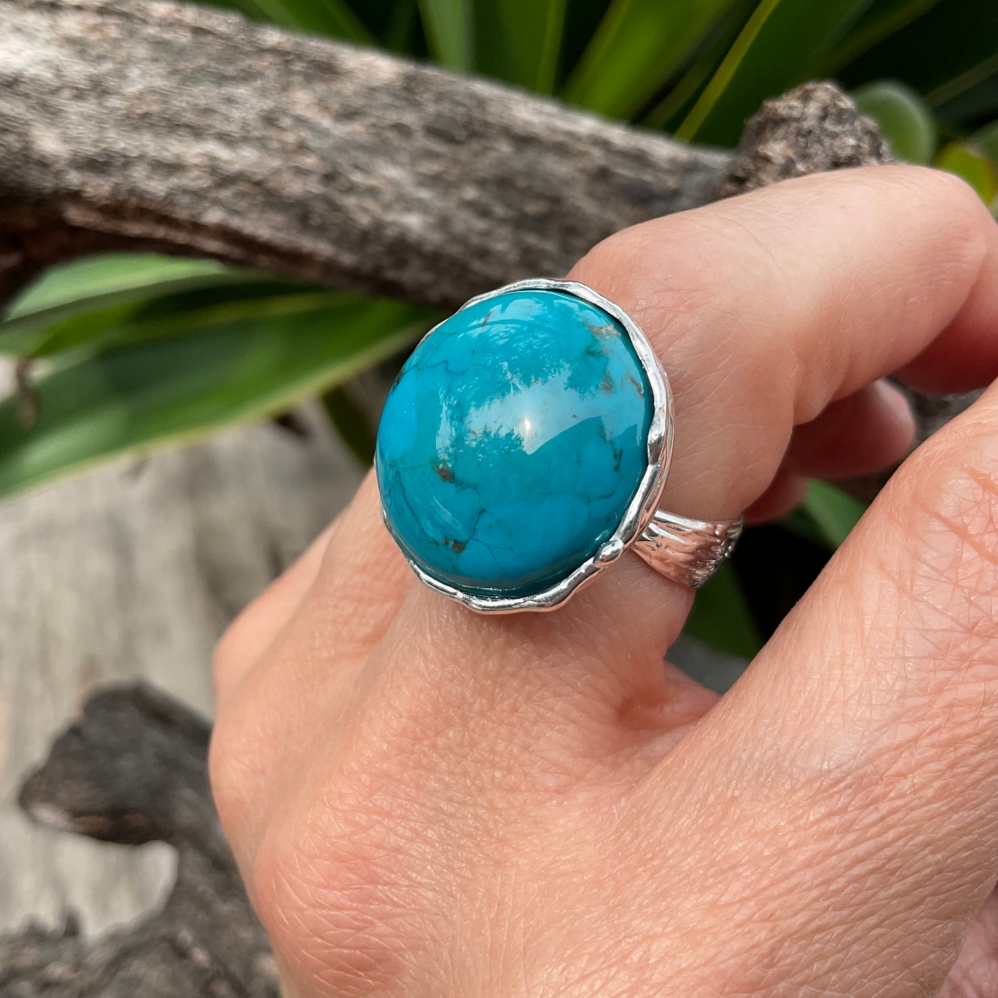Sterling Silver Genuine Turquoise round ring 7.5