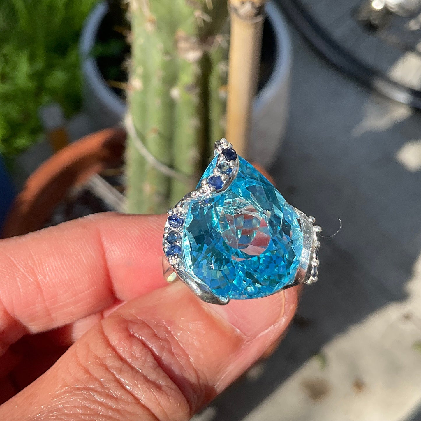 Sterling Silver blue topaz gorgeous sapphire ring 7