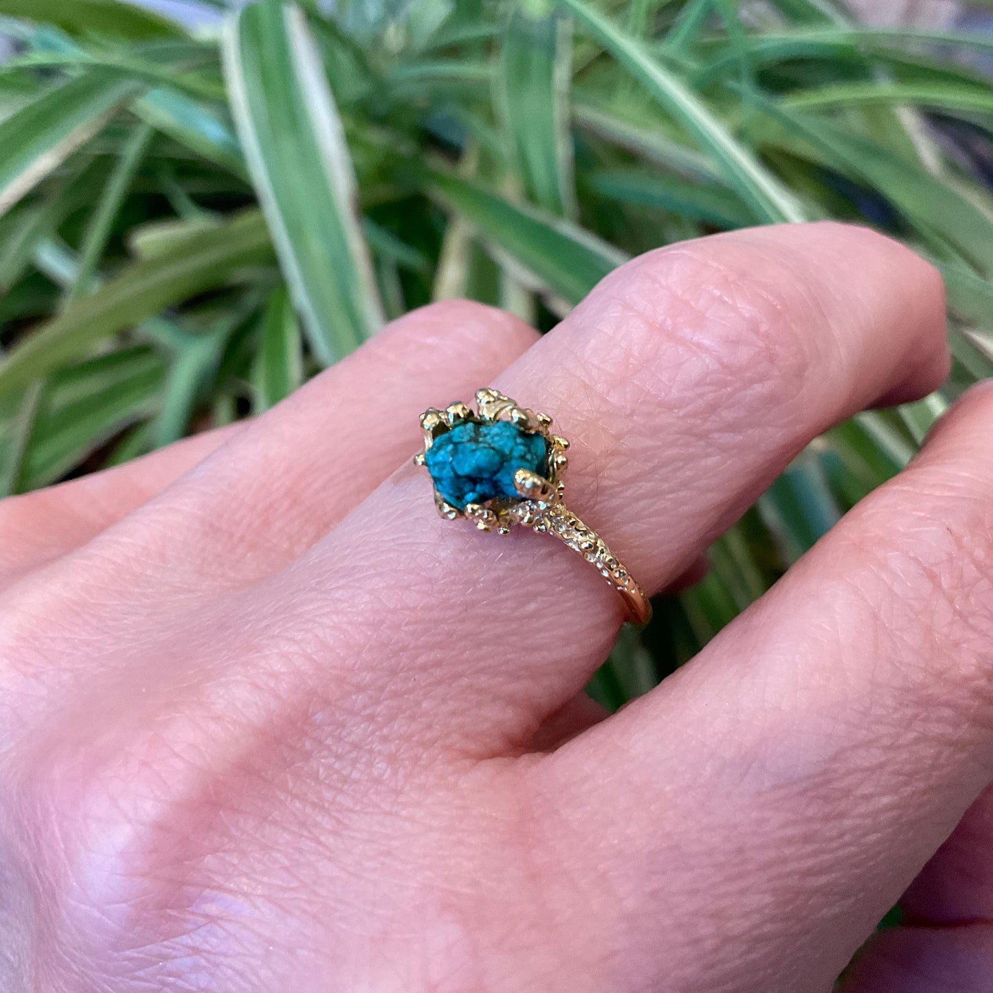 Sterling Silver Genuine rough Turquoise dainty gold ring 7