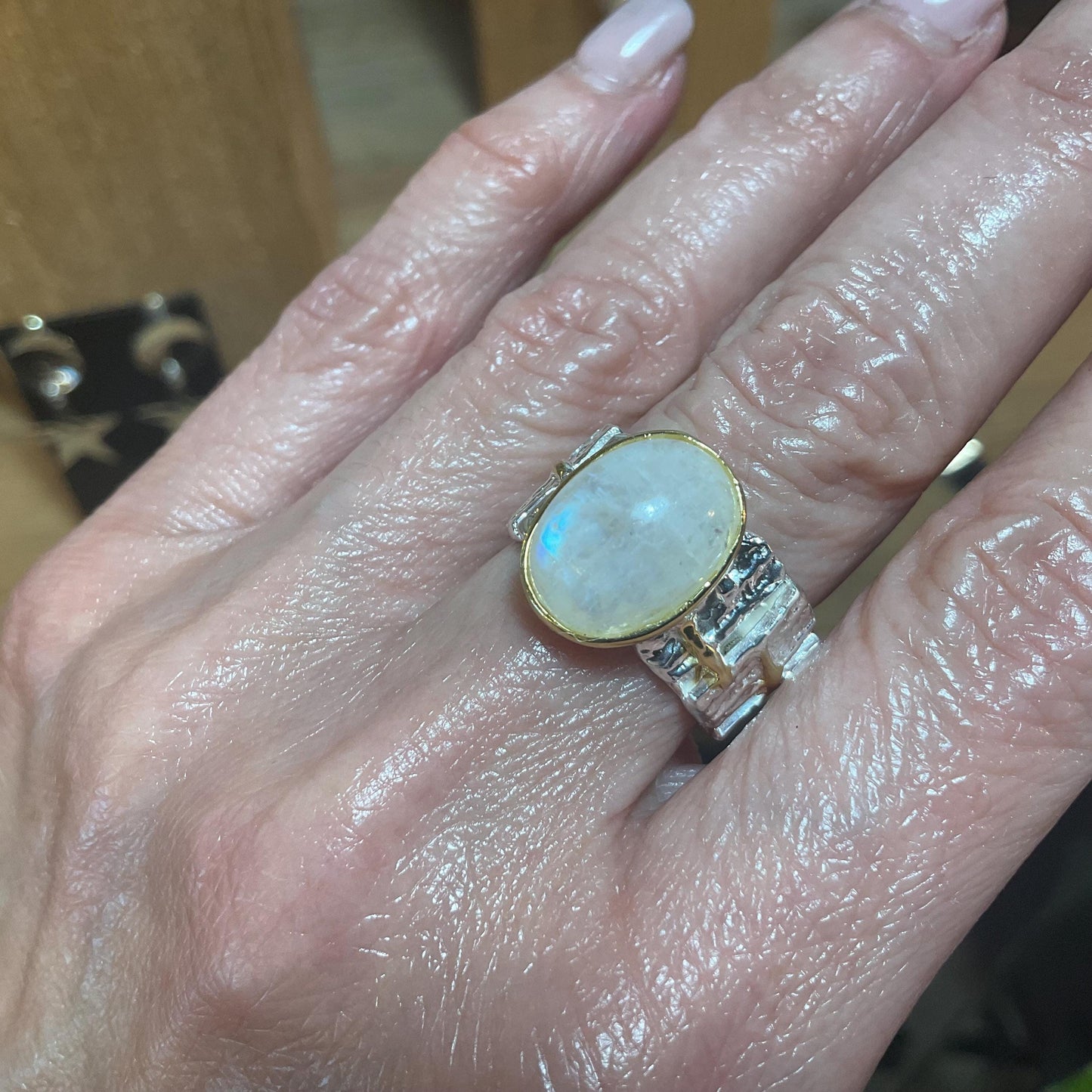 Sterling silver moonstone band ring size 7