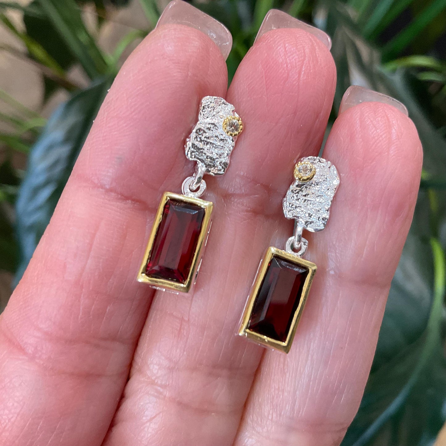 Sterling Silver Red garnet baguette dangle Earrings