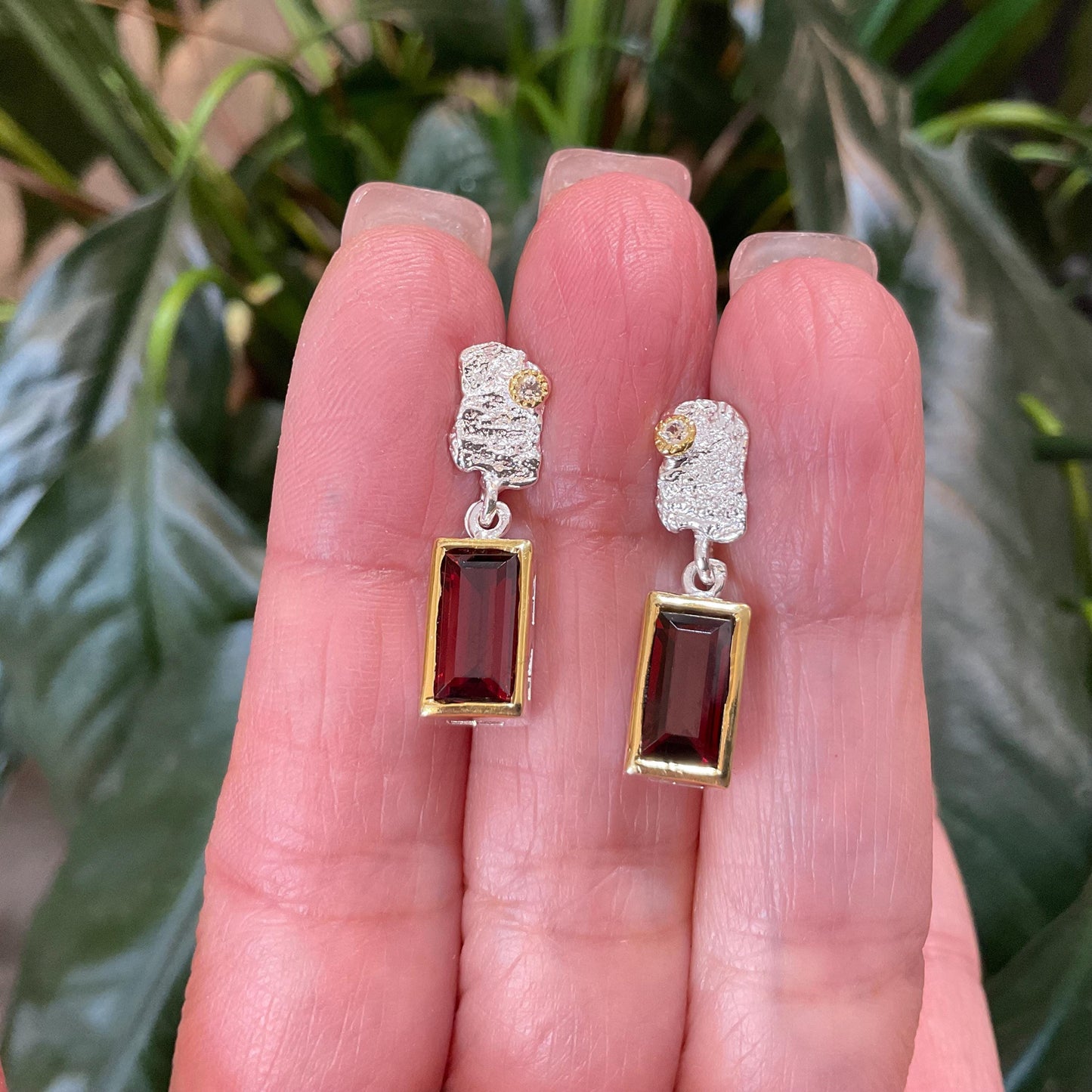 Sterling Silver Red garnet baguette dangle Earrings