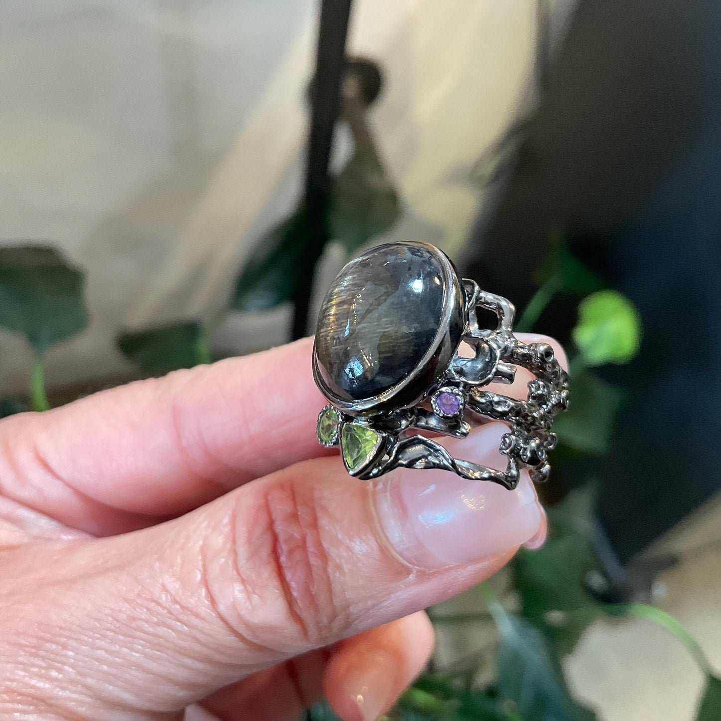 Sterling silver Sunstone cat eye statement peridot brutalist coral reef ring 7