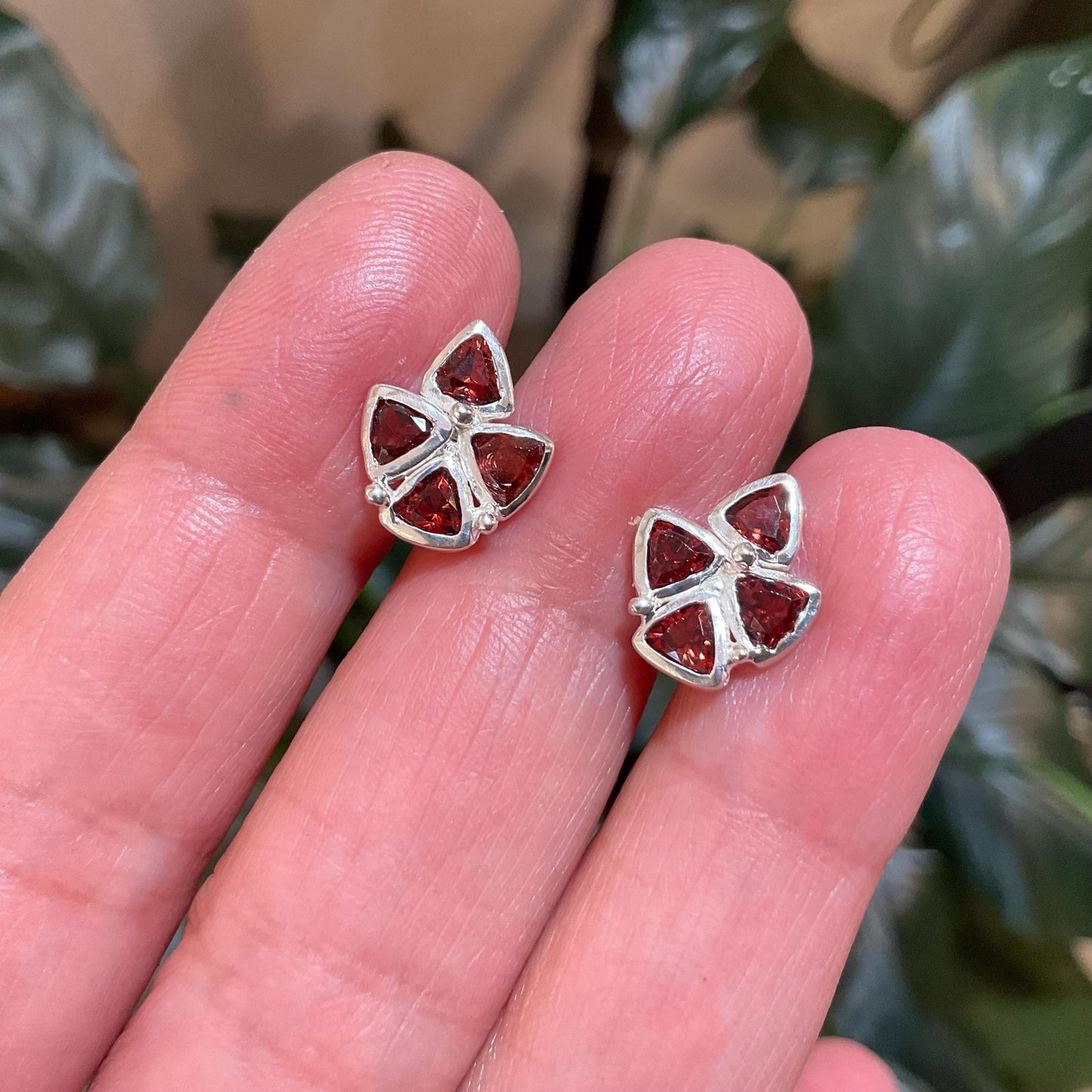 sterling Silver natural Red garnet stud small earrings