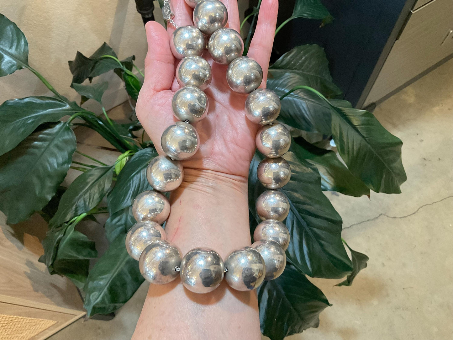 Sterling silver vintage 25mm huge bench bead necklace collar vintage Taxco
