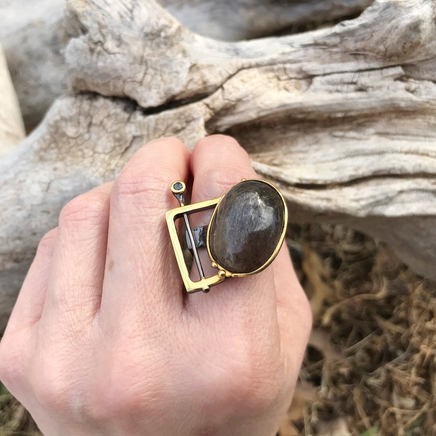 Sterling silver cat’s eye Sunstone sapphire modernist square ring 7-8