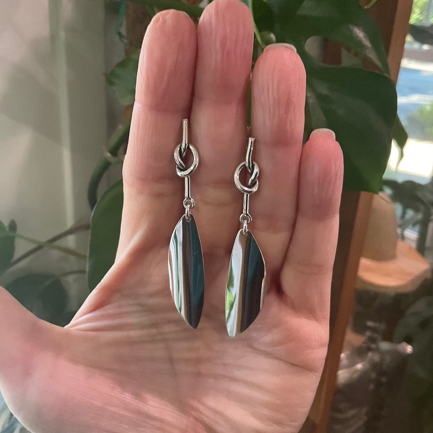 sterling silver Dancing leaves leaf long stud handmade Earrings NEW