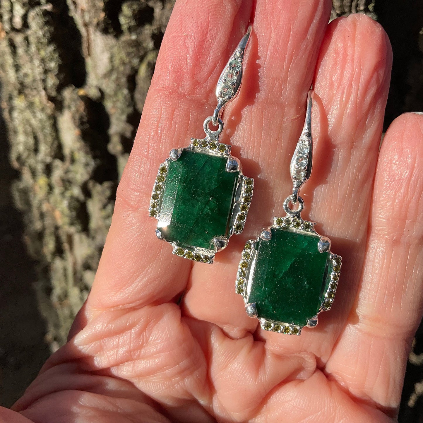 sterling silver natural beryl emerald green dangle earrings
