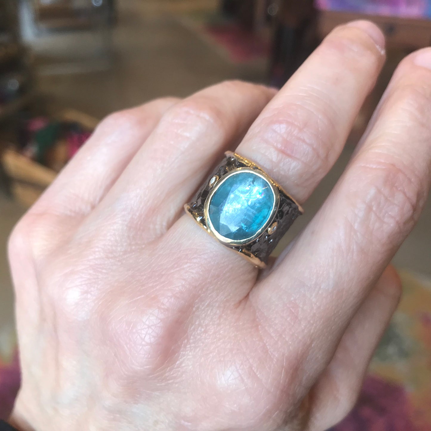 Sterling Silver blue kyanite black band ring 6