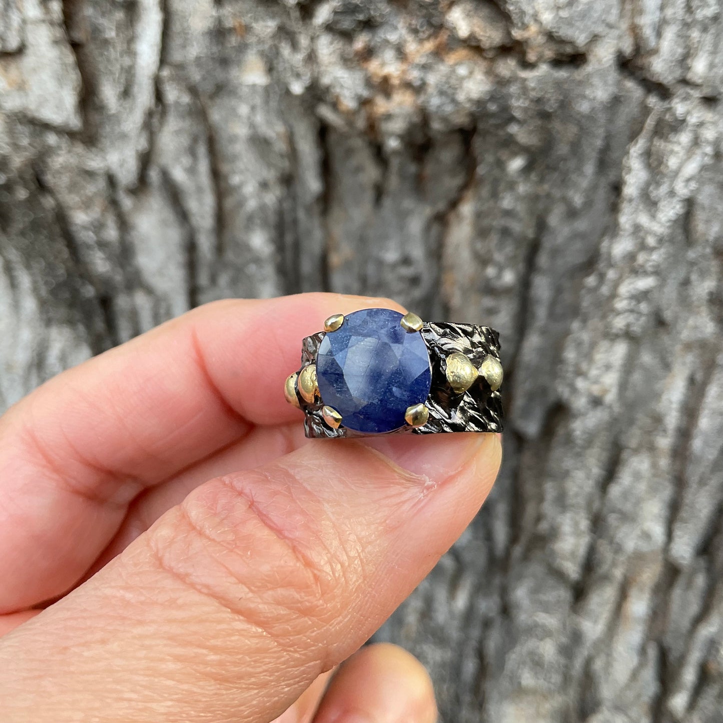 Sterling Silver blue sapphire Etnika band ring 7