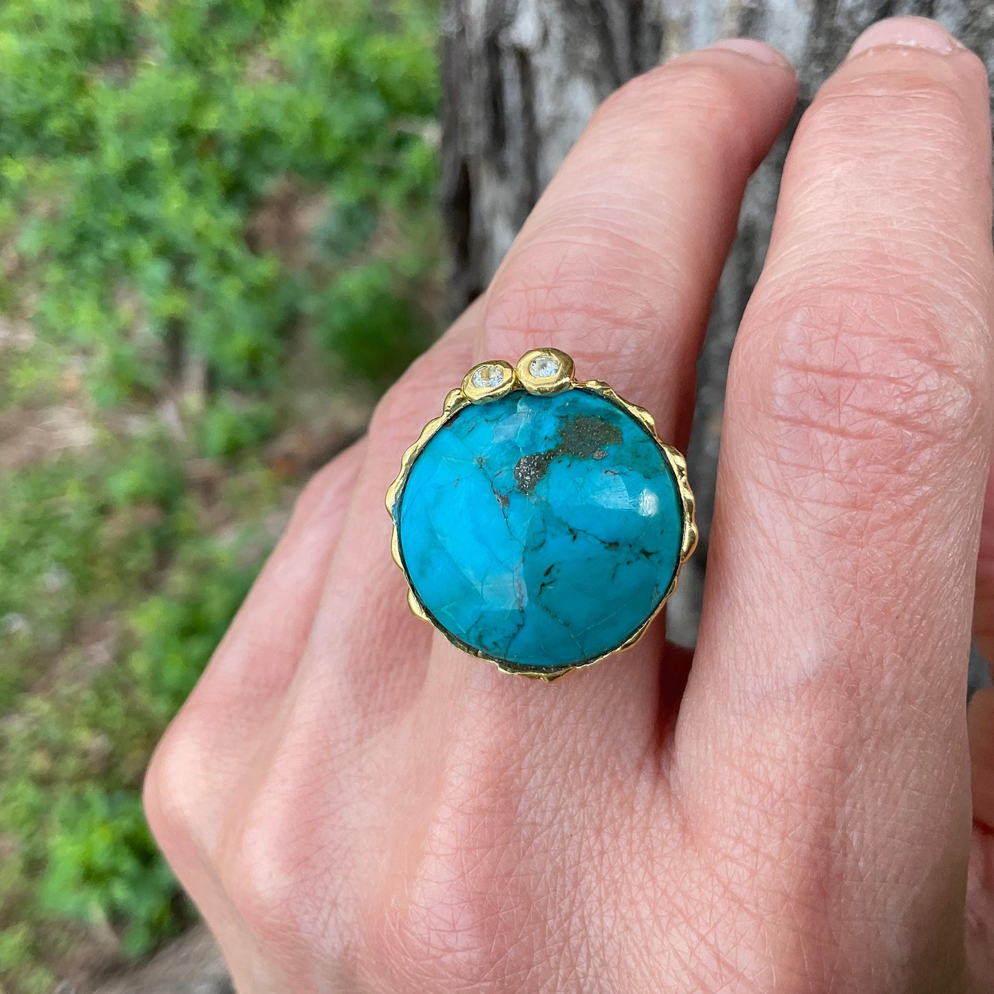 Sterling Silver Genuine Turquoise huge round gold ring 7.5