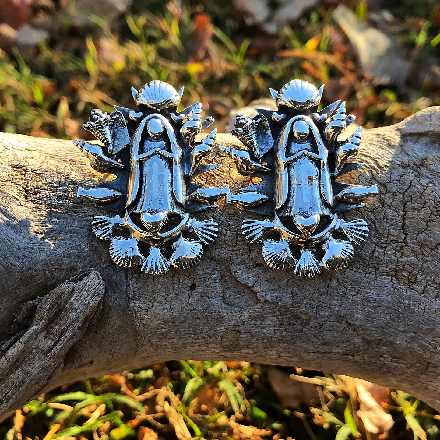 Sterling sea shell Silver Madonna virgen María Guadalupe stud earrings
