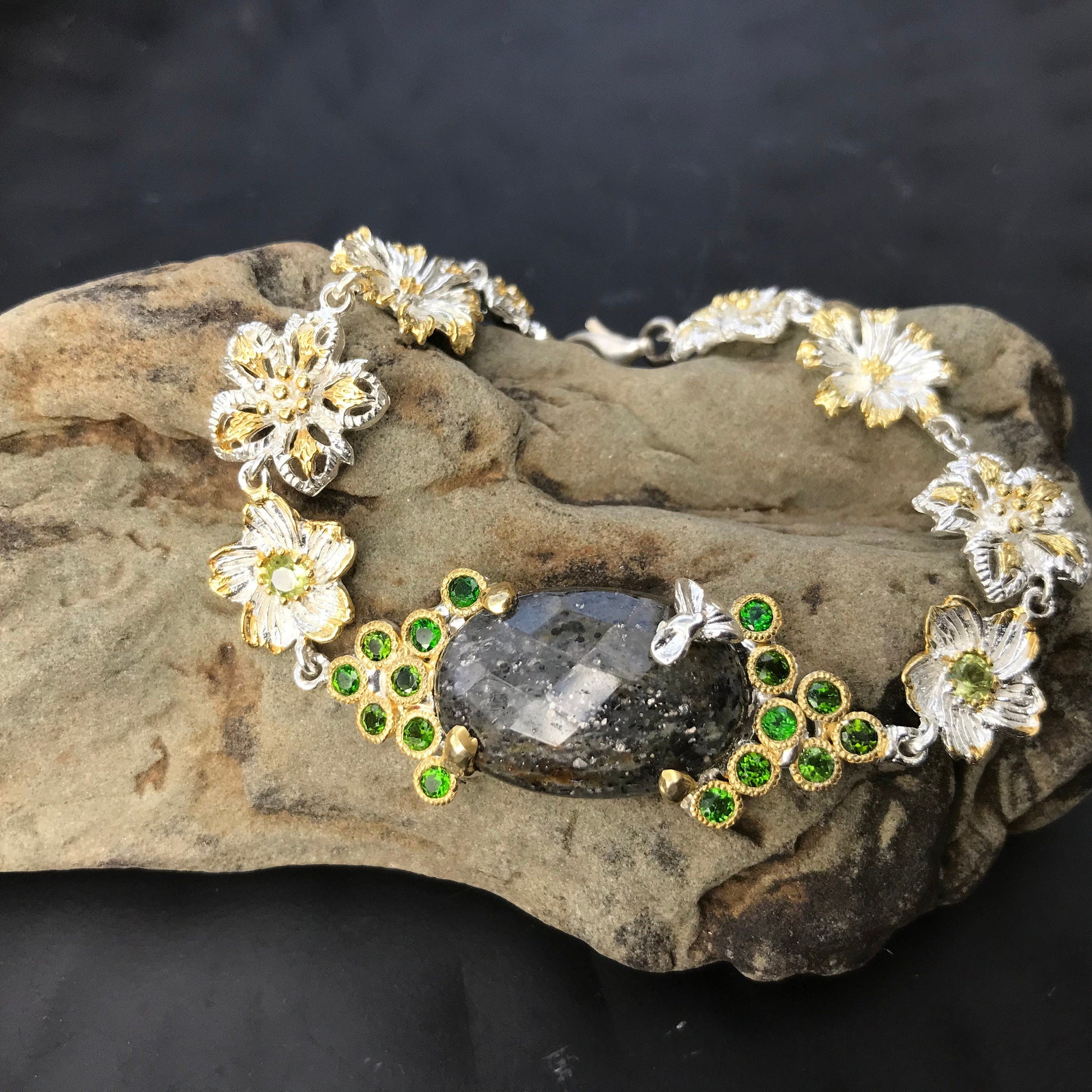 Sterling Silver Peridot rutiled Quartz  bracelet Colors Of Etnika
