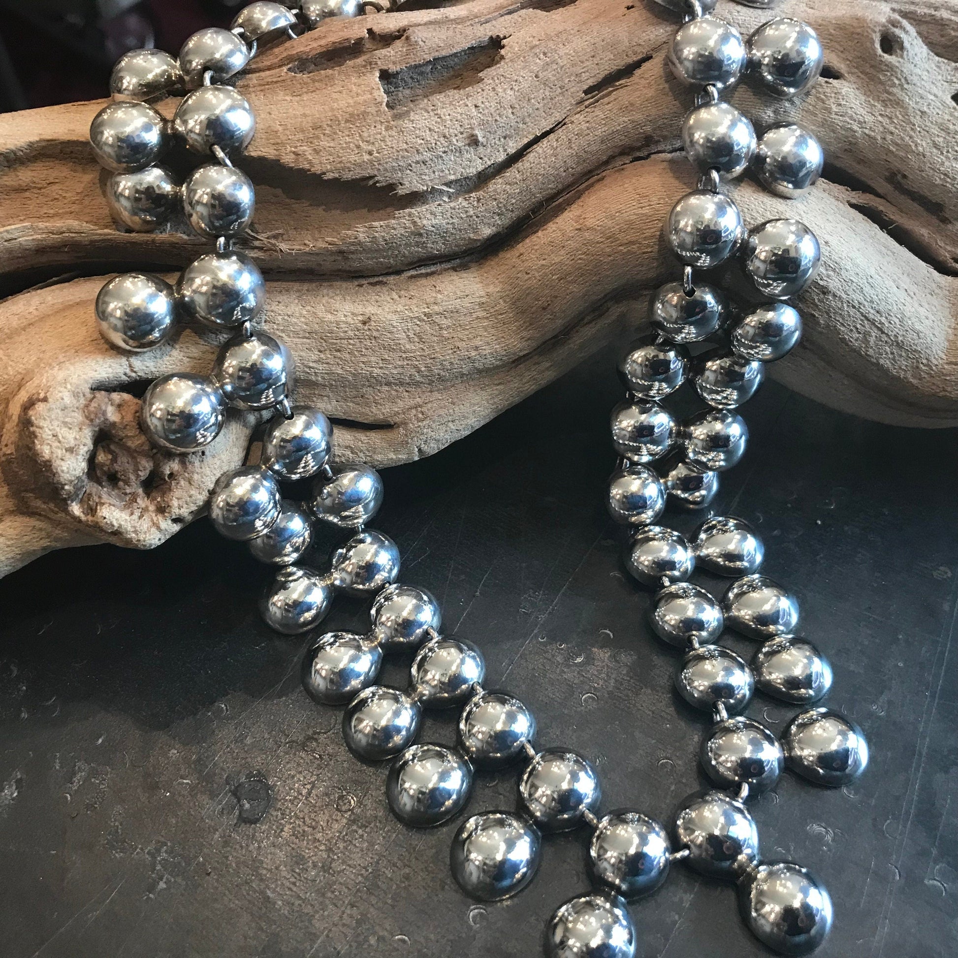 Sterling silver Repousse Ball bead Modernist Vintage necklace Colors Of Etnika