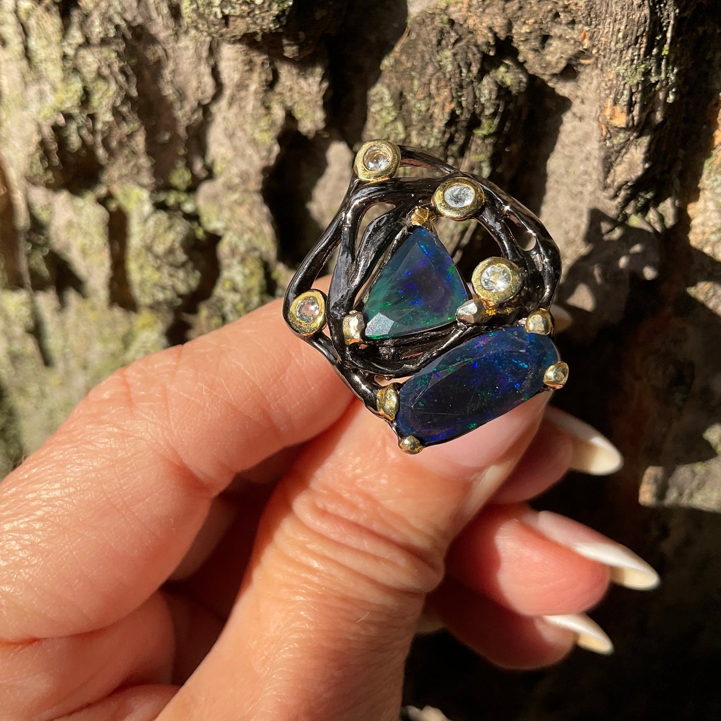 sterling silver mesmerizing  natural Blue  fire opal modernist ring 8.5