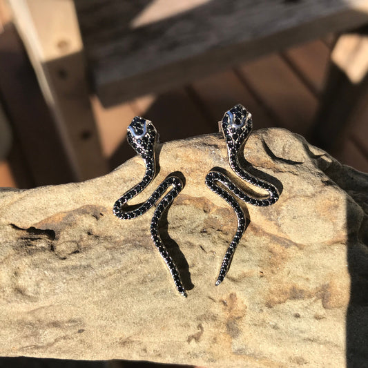 sterling silver Black spinel snake post stud earrings