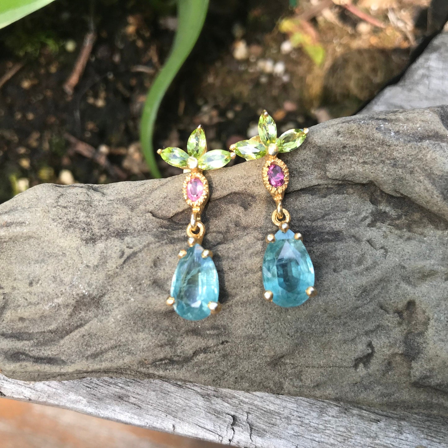 sterling silver Blue kyanite Peridot  dangle earrings Colors Of Etnika