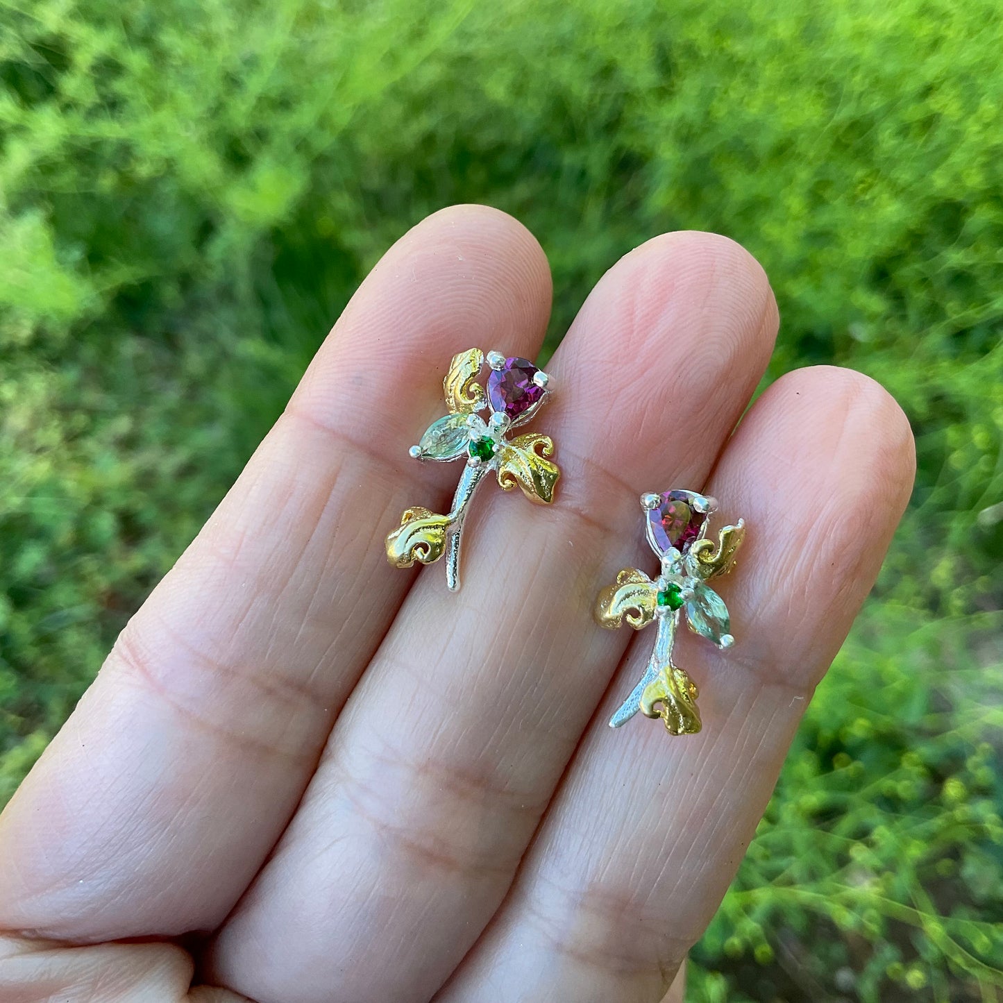 sterling Silver Rhodolite garnet tulip flower stud earrings