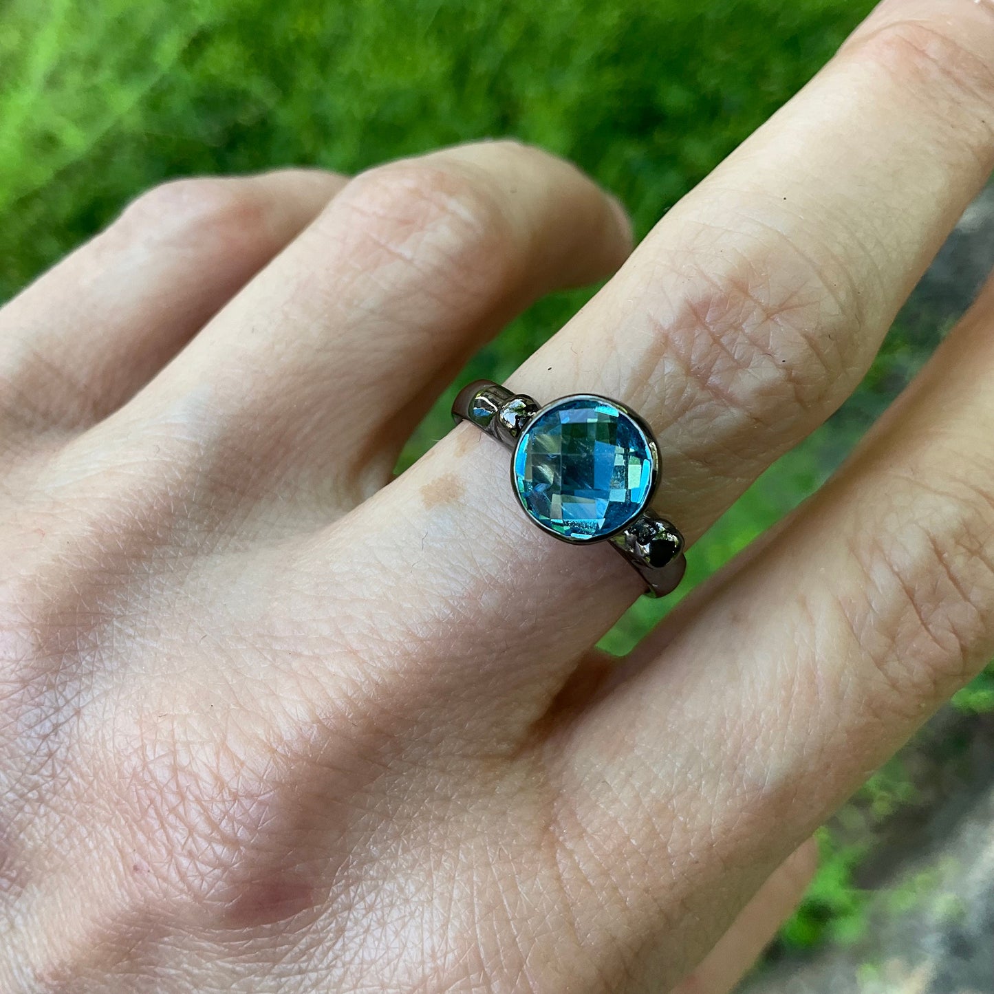sterling silver natural Blue topaz band ring 8