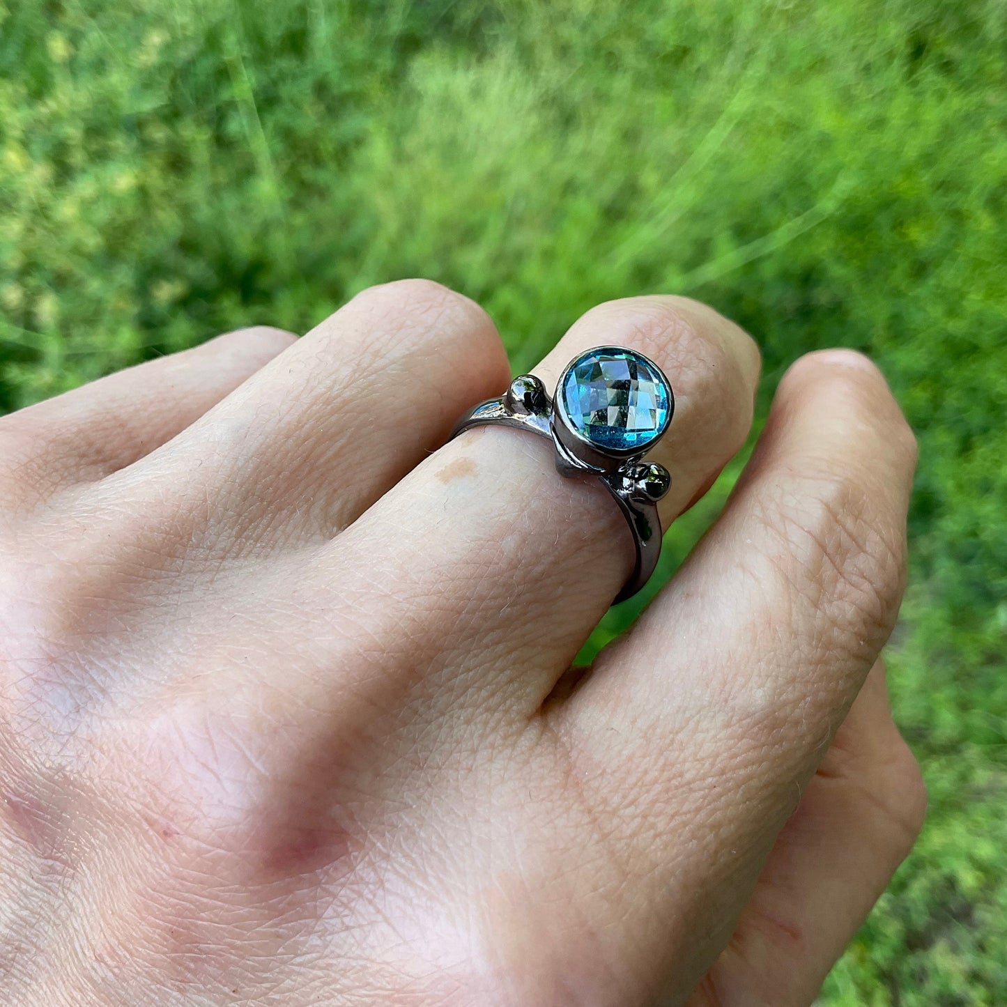 sterling silver natural Blue topaz band ring 8