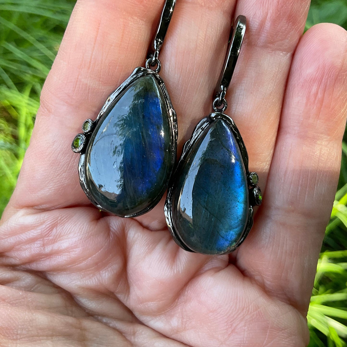 Sterling Silver labradorite dangle pear shape chrome diopside earrings