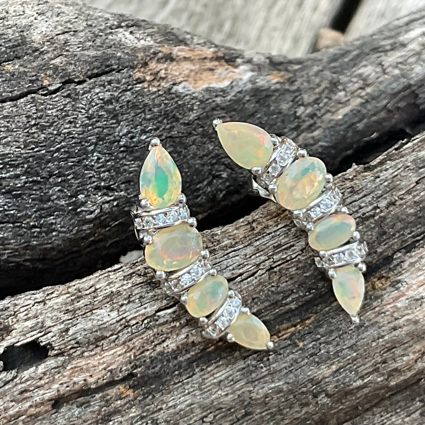 sterling silver opal Stud earrings