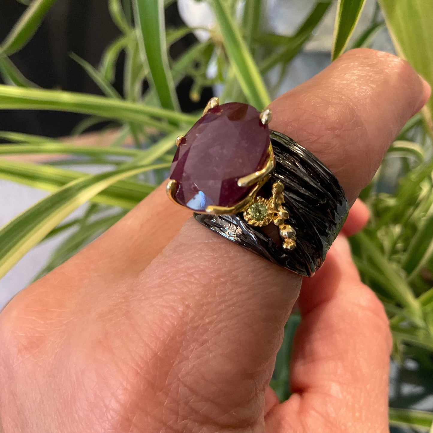 Sterling silver natural ruby peridot wide band ring 7.5