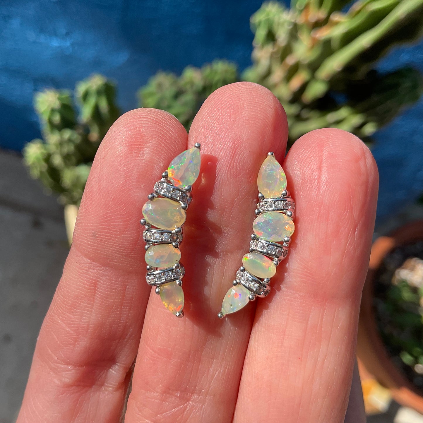 sterling silver opal Stud earrings