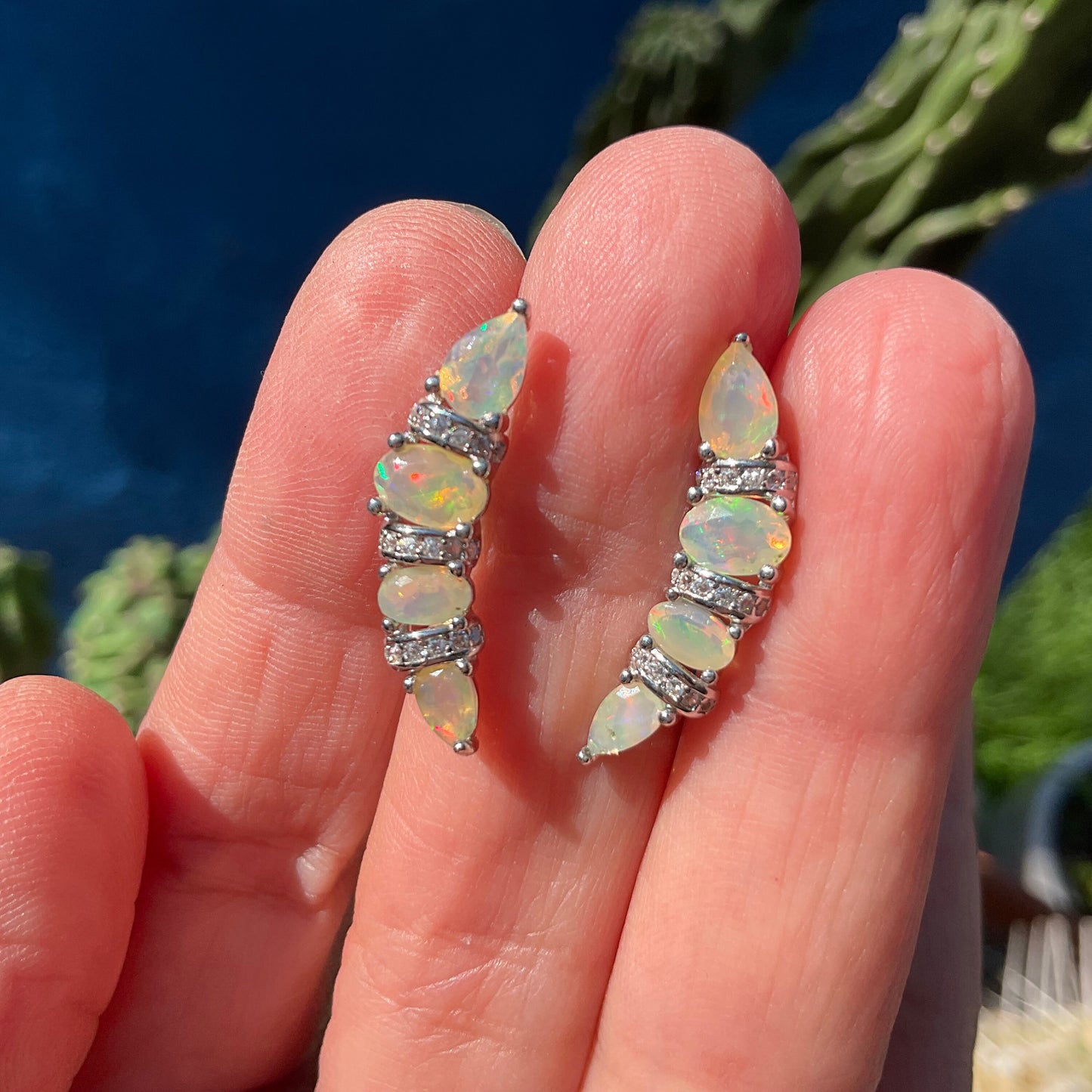 sterling silver opal Stud earrings