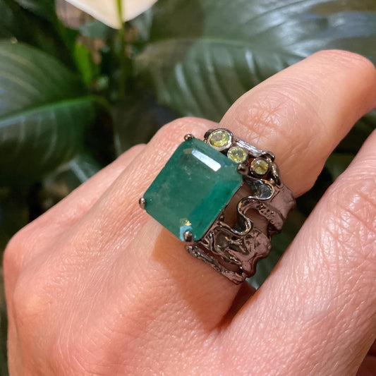 Sterling silver emerald cut green beryl band peridot Etnika ring 7