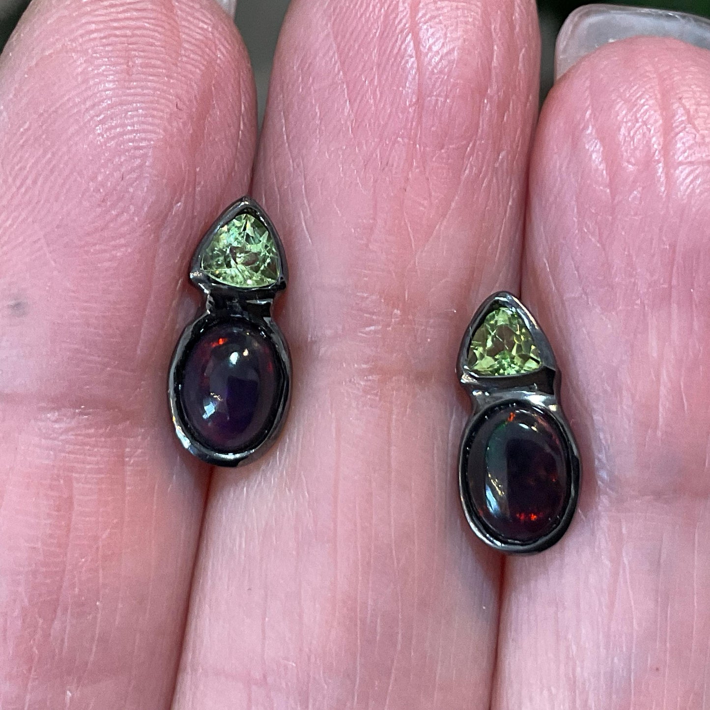 Sterling Silver black natural Opal peridot small stud Earrings