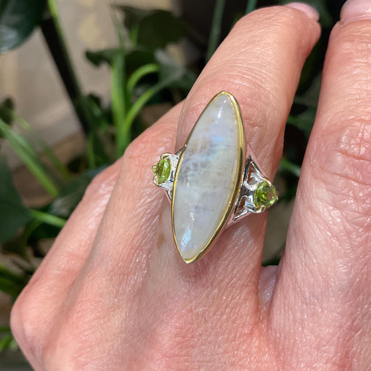 Sterling silver natural moonstone  Marquis rustic peridot ring 7.5