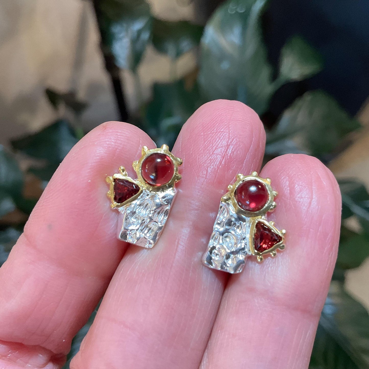 sterling Silver natural Red garnet stud earrings