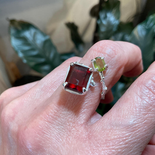 Sterling Silver Red garnet peridot adjustable open ring 8 9