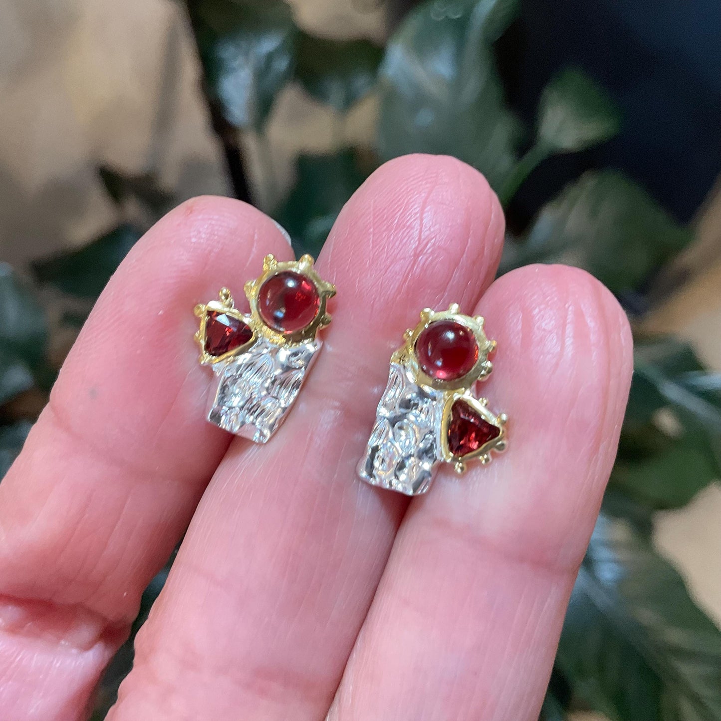 sterling Silver natural Red garnet stud earrings