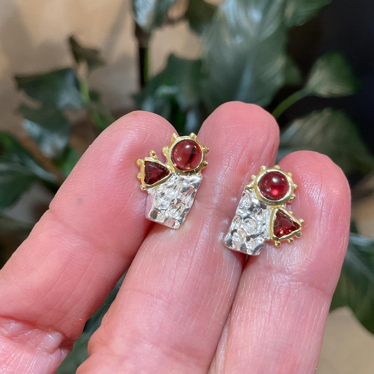 sterling Silver natural Red garnet stud earrings
