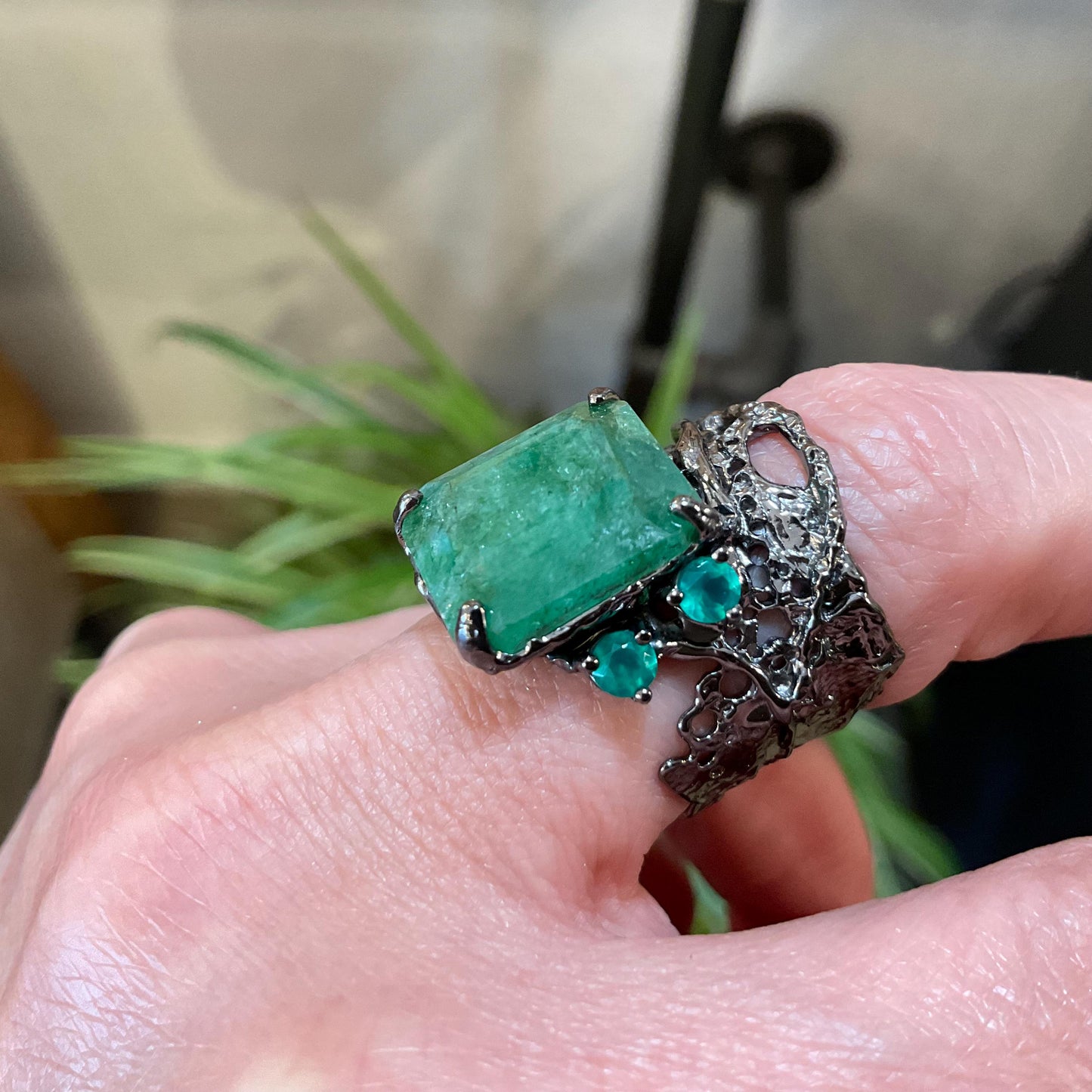 Sterling silver emerald cut green beryl band green onyx Etnika ring 6.5