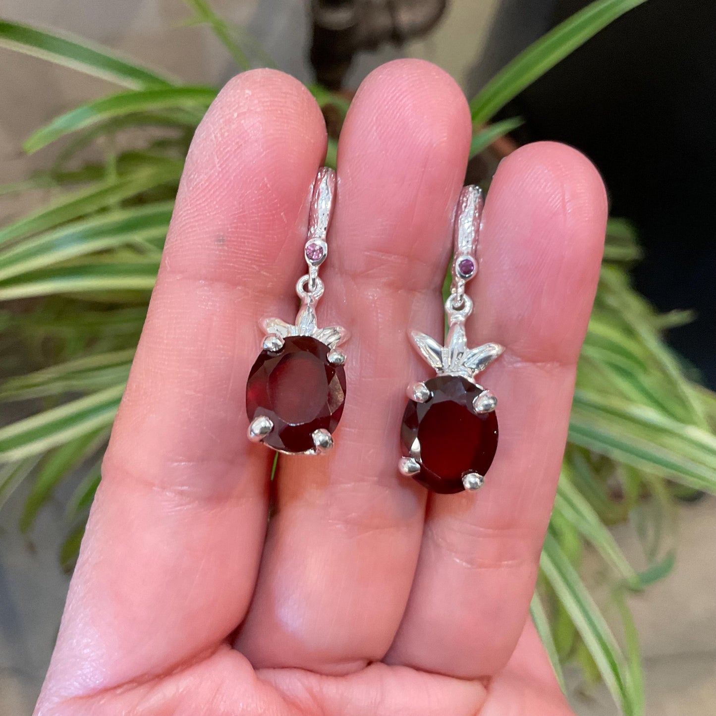 Sterling Silver Red garnet dangle Earrings