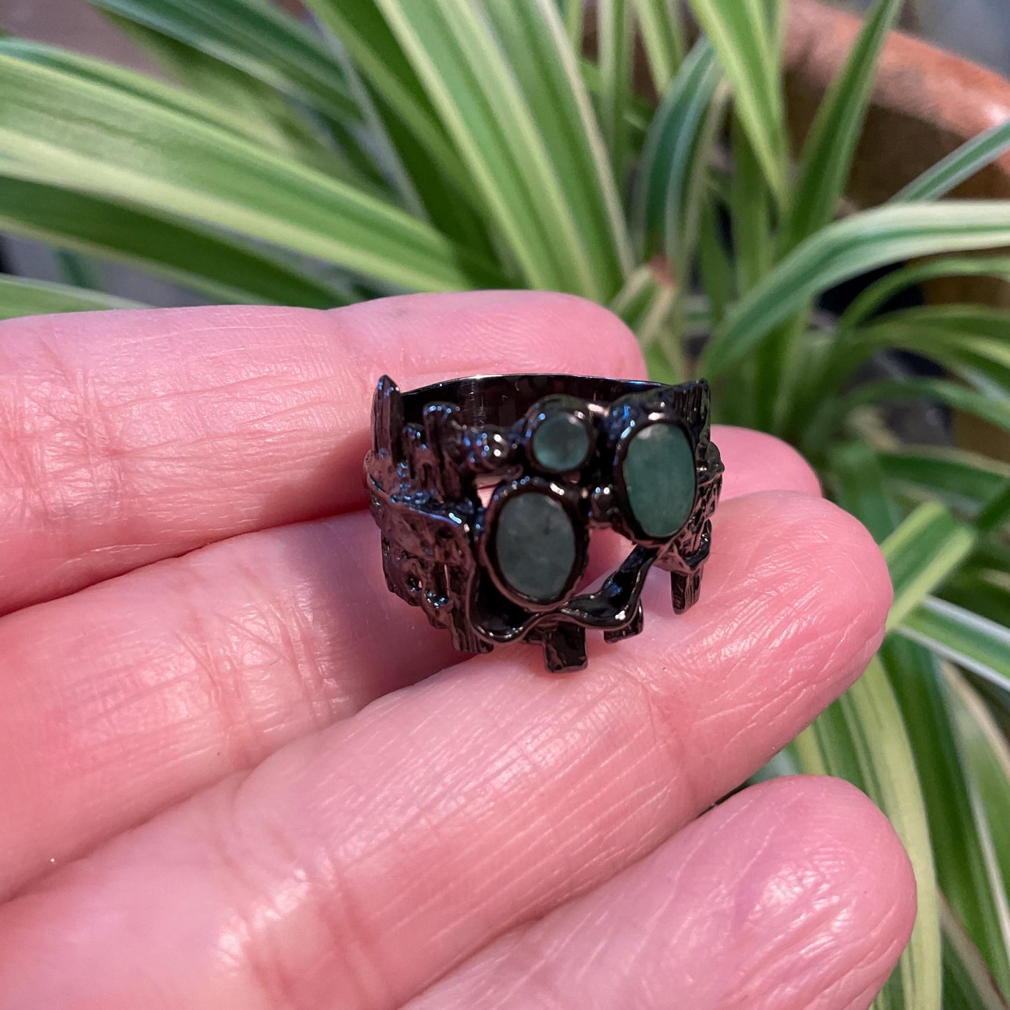 Sterling Silver Natural emerald band ring 7.5 Colors Of Etnika