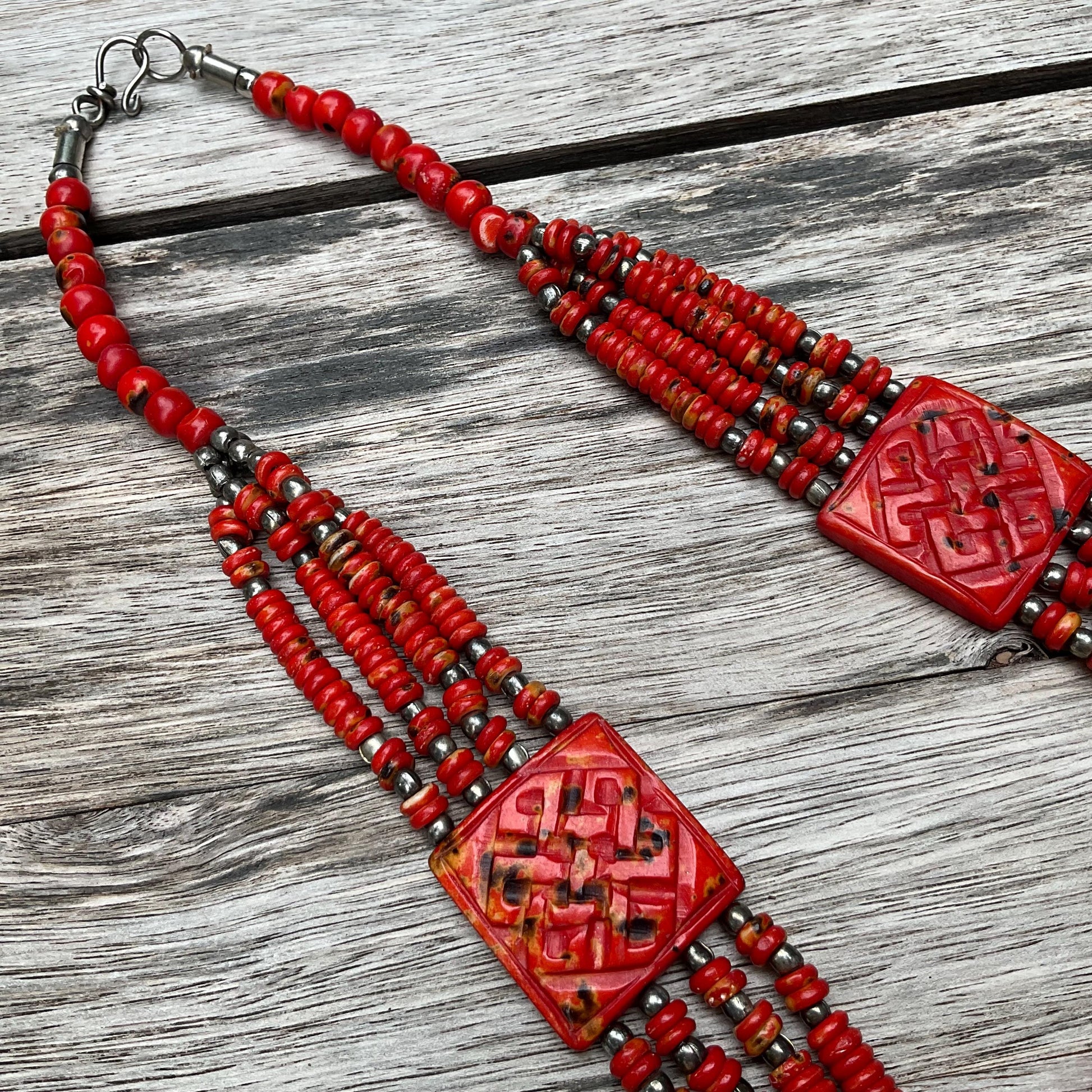Red bamboo coral bib statement necklace Colors Of Etnika