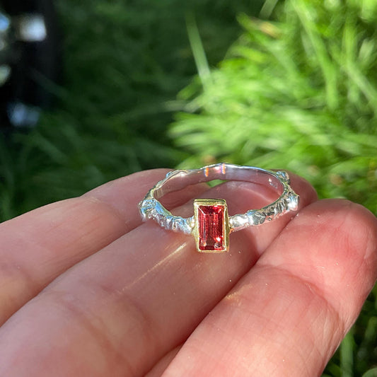 sterling silver band ring red garnet baguette dainty size 7 Colors Of Etnika