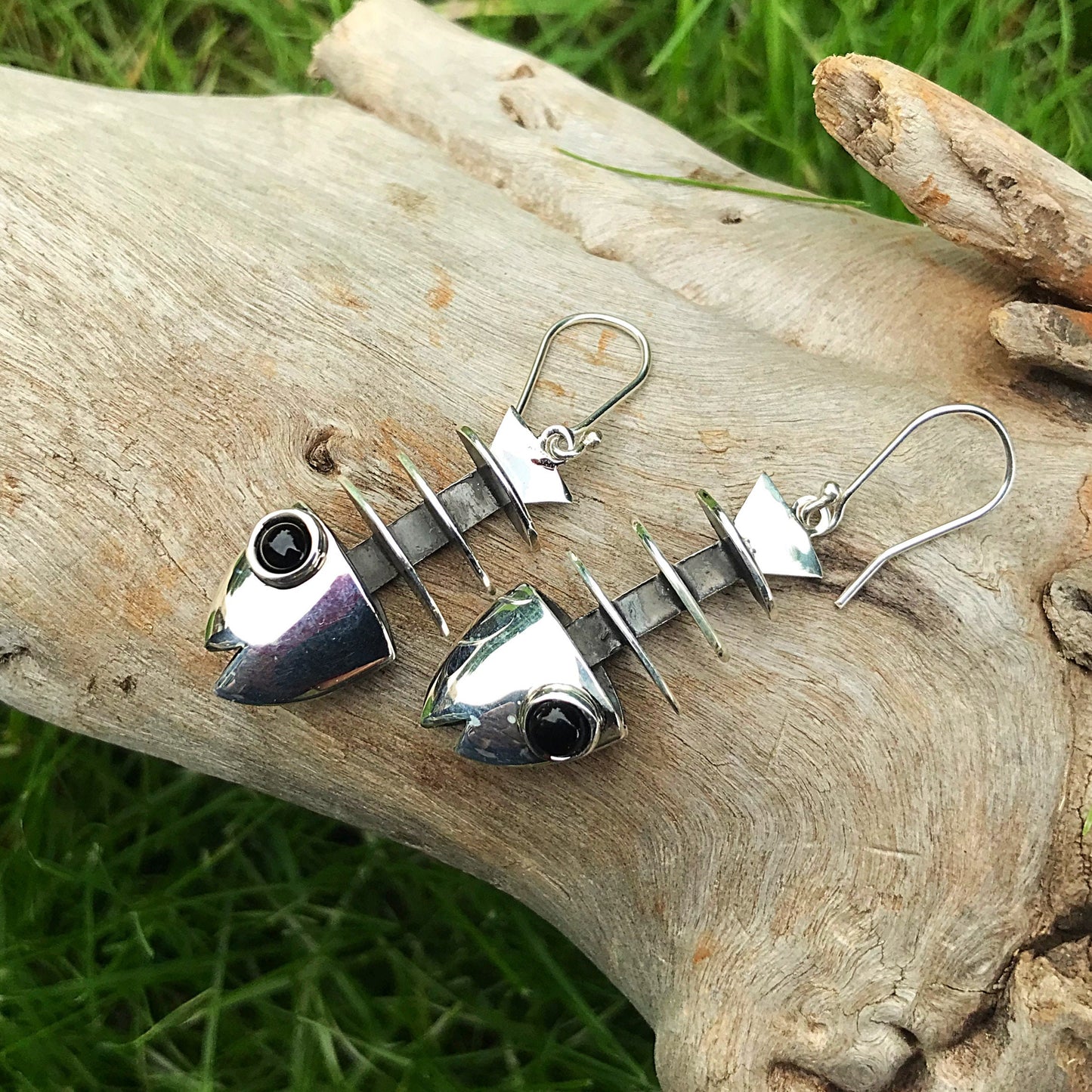 Artisan Handmade Sterling Silver modernist Fish black onyx dangle earrings