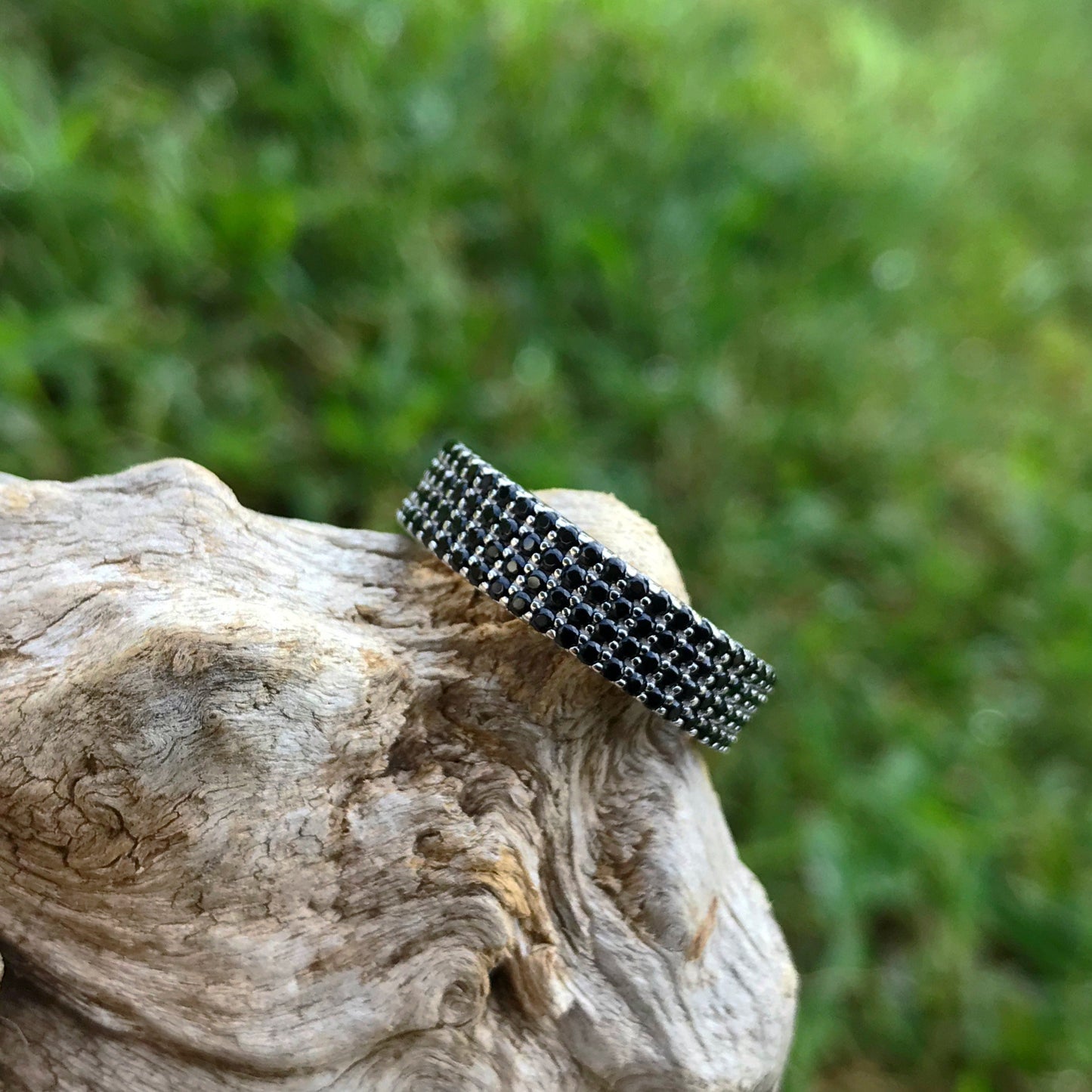 Sterling Silver Black Spinel wedding band Ring 7.5