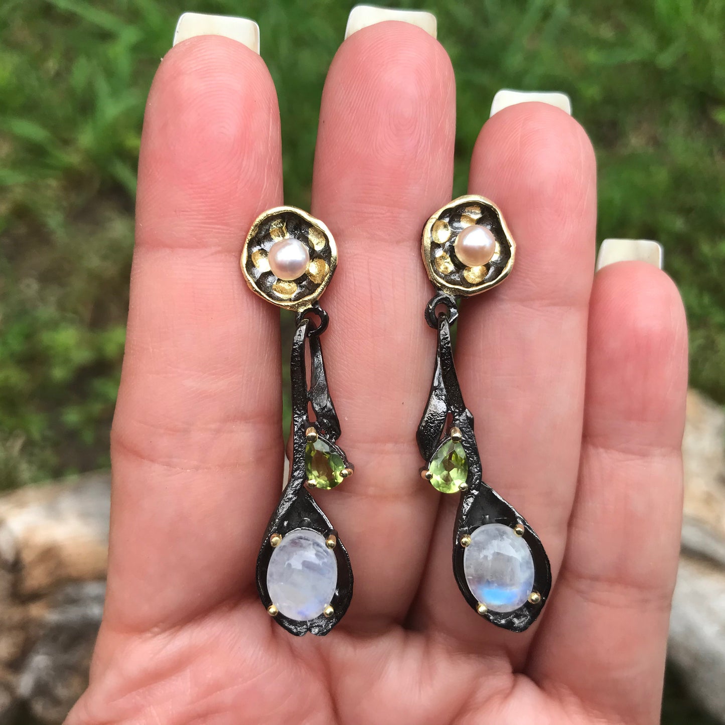 sterling silver peridot moonstone earrings