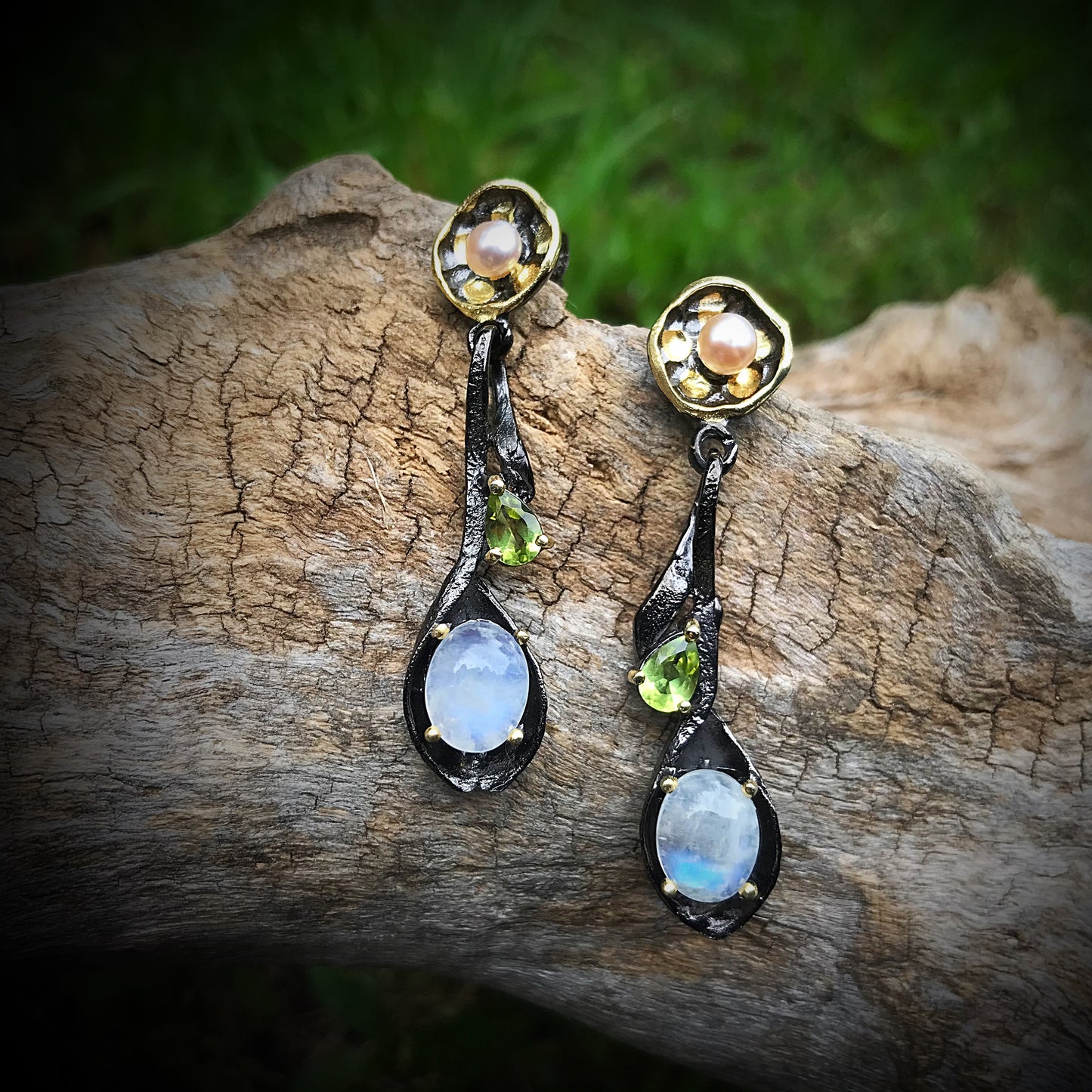 sterling silver peridot moonstone earrings