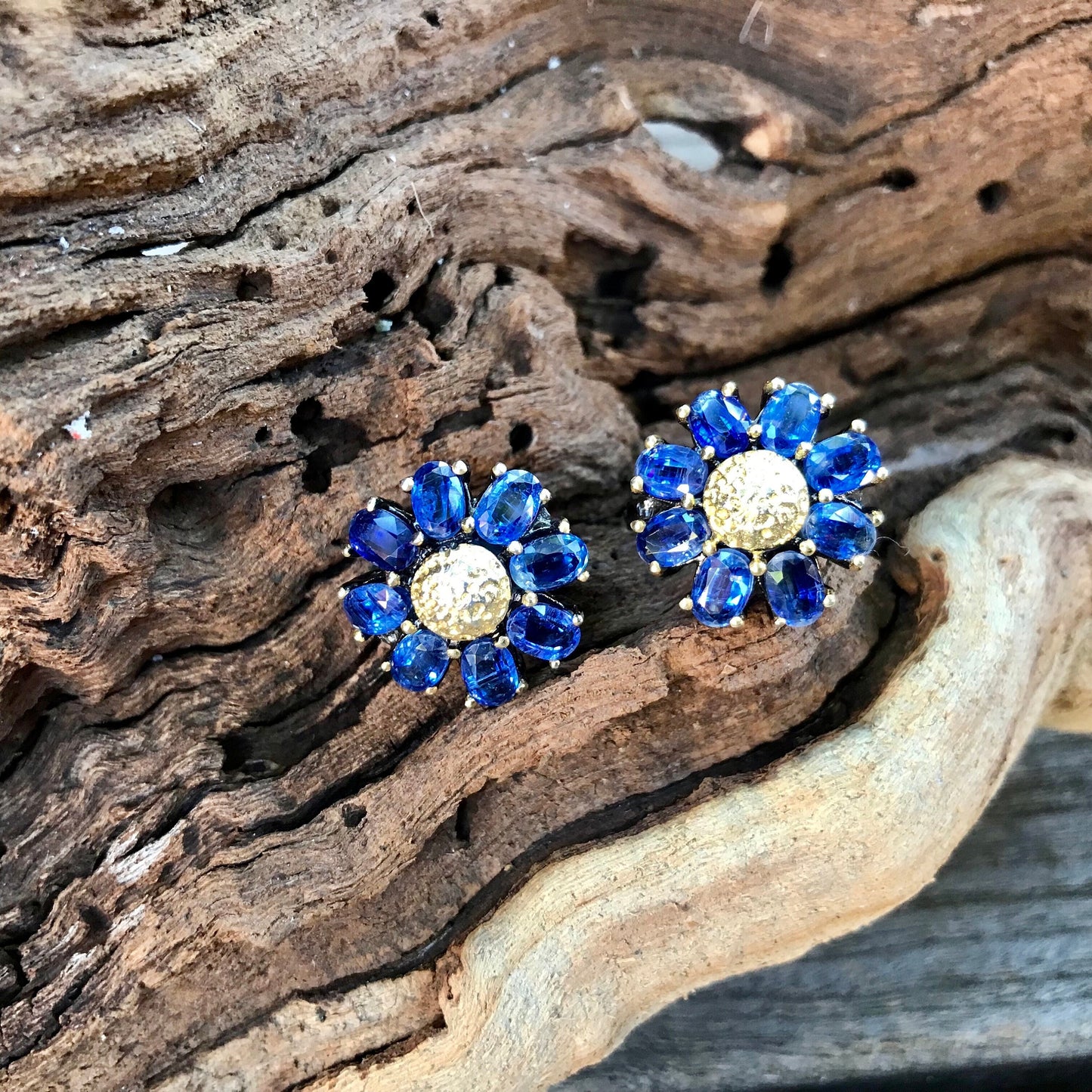 sterling silver Blue kyanite stud flower earrings