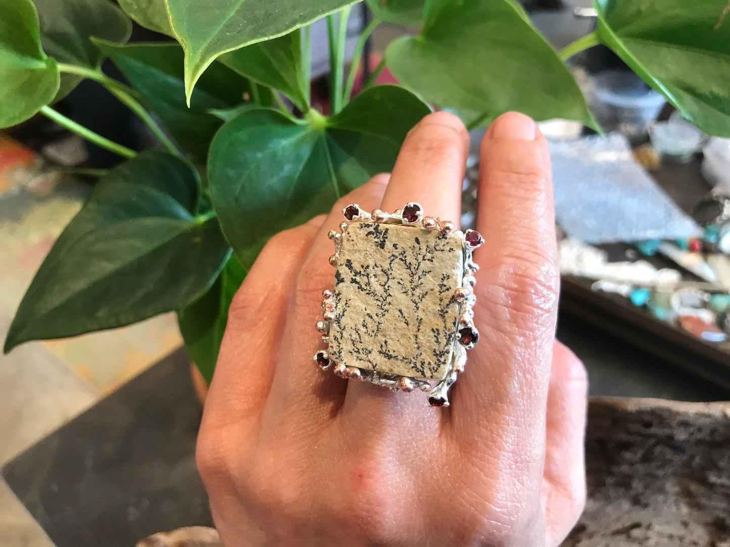 Sterling Silver brutalist dendritic Agate s red garnet ring 8